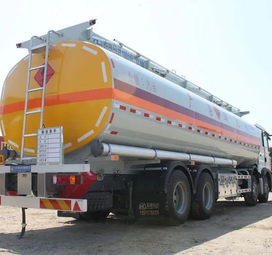 Well-Maintained-Used-Sinotruk-8X4-35000L-Diesel-Tank-Truck