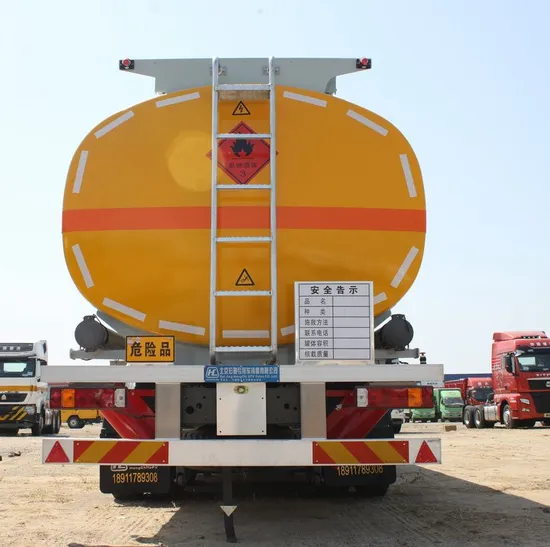 Well-Maintained-Used-Sinotruk-8X4-35000L-Diesel-Tank-Truck
